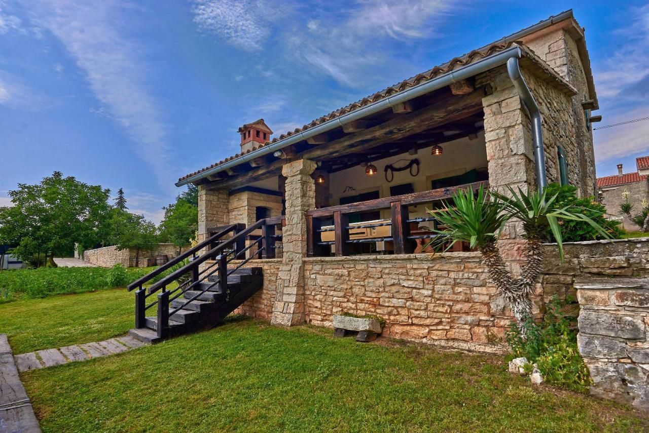 Stara Hiza In Sveti Petar U Sumi Villa Exterior photo